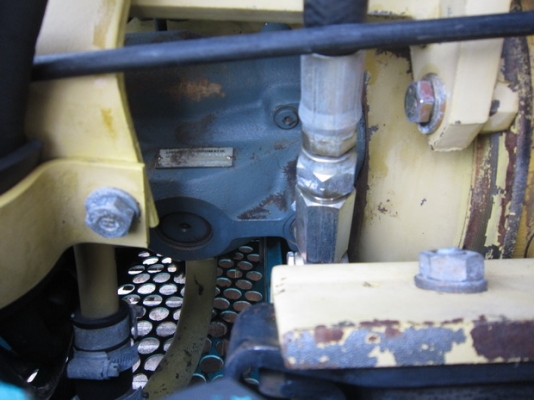 รถขุด KOMATSU รุ่น PC30-7- อาร์มยาว มือสองญี่ปุ่น