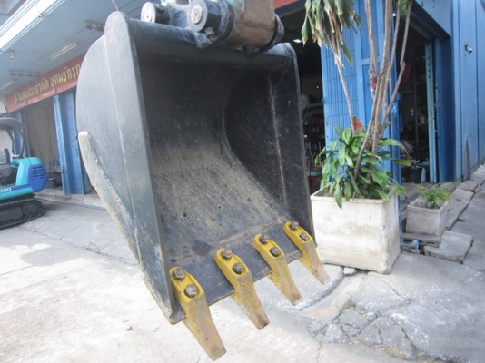 รถขุด KOMATSU รุ่น PC30-7- อาร์มยาว มือสองญี่ปุ่น
