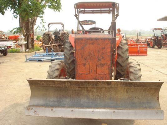 รถM5000พร้อมใบมีด