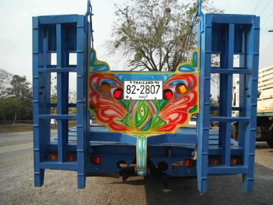 ขายรถเทรลเลอร์ 10 ล้อ HINO รถ 2 เพลา บรรทุกรถเกี่ยวข้าว เครื่อง HO7C = 185 แรงม้า (รถอยู่สุพรรณบุรี)