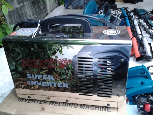ขายตู้เชื่อมอินวอลเตอร์200แอมป์ชลบุรี