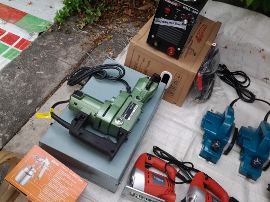 ขายตู้เชื่อมอินวอลเตอร์200แอมป์ชลบุรี