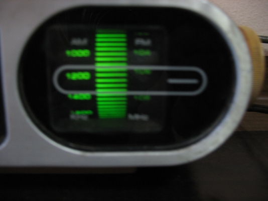 วิทยุUSAโบราณเอาไว้ตั้งshowได้แต่งร้าน