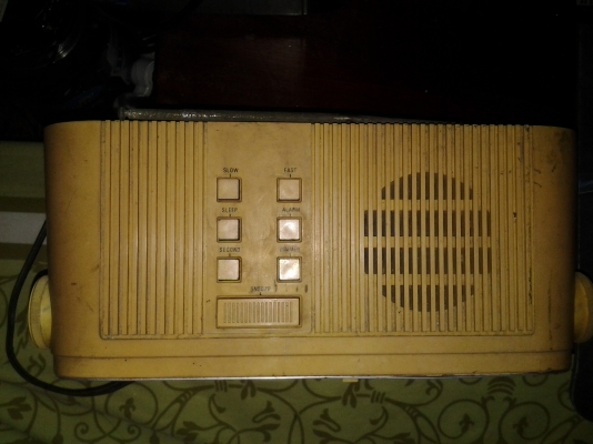 วิทยุUSAโบราณเอาไว้ตั้งshowได้แต่งร้าน