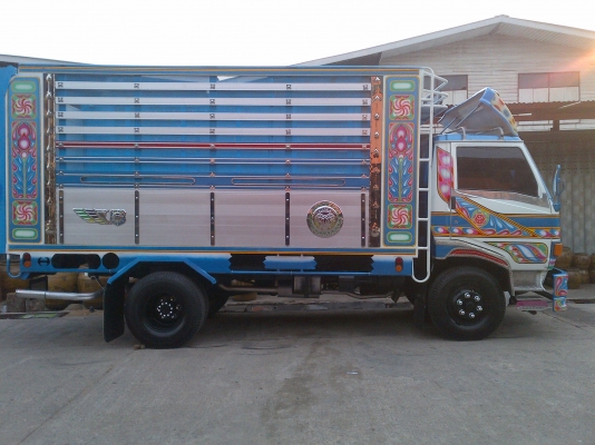 Hino Km 777 เครื่อง 117 แรง สวยสุดแรง ^^'' Hino Km 777 เครื่อง 117 แรง สวยสุดแรง ^^''