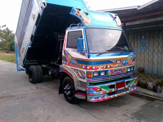 Hino Km 777 เครื่อง 117 แรง สวยสุดแรง ^^'' Hino Km 777 เครื่อง 117 แรง สวยสุดแรง ^^''