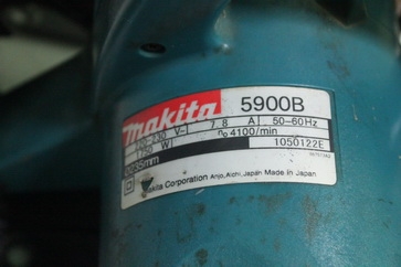 เลื่อยวงเดือนขนาดใบ 9 นิ้ว makita รุ่น N5900B พร้อมใช้งานครับ