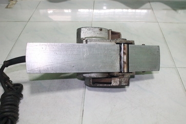 กบไฟฟ้า 3 นิ้ว Makita รุ่น 1600 (750w.) สภาพดีพร้อมใช้ครับ