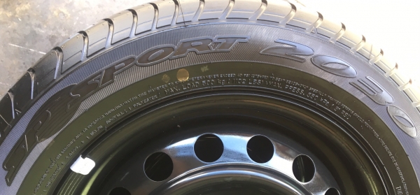 ยางป้ายแดง Dunlop 185-60-15 ปี 17 ยางป้ายแดง Dunlop 185-60-15 ปี 17