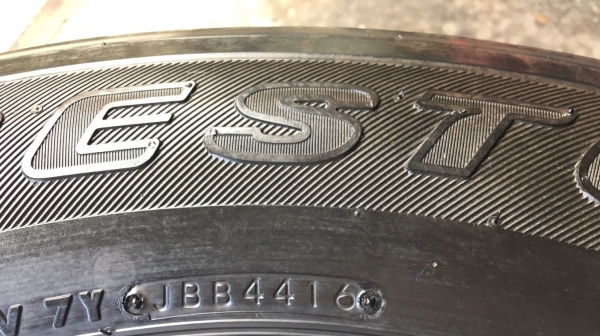 ล้อแม็ก Toyota Revo ขอบ17 พร้อมยาง Bridgestone 265-65-17 ปลายปี 16