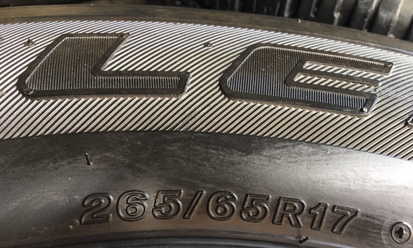 ล้อแม็ก Toyota Revo ขอบ17 พร้อมยาง Bridgestone 265-65-17 ปลายปี 16