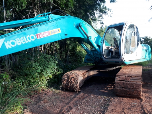 ขายด่วน KOBELCO SK 200 MART-5 สภาพพร้อมใช้งาน โซ่หนา ช่วงล่างสวย ไฟฟ้าอยู่ครับ หน้าจอไม่มี แอร์เย็น เอกสารเล่มทะเบียน สนใจโทรสอบถาม 093-0764943  088-3223272 k ตั้ม