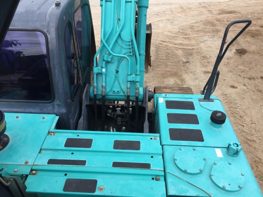 ขายรถแบ็คโฮ KOBELCO. YN12 SK 200 รุ่น 8