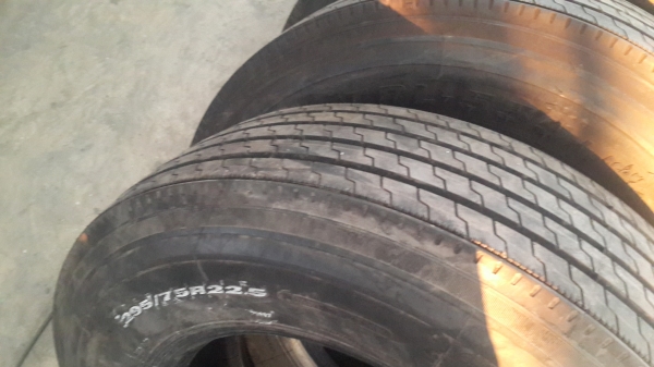 ** ราคาเส้นละ 5,000**ยาง 295/75R22.5 ใหม่มือ1(ไม่ใช่ยางหล่อ)ลบตราผลิตปี 16-17