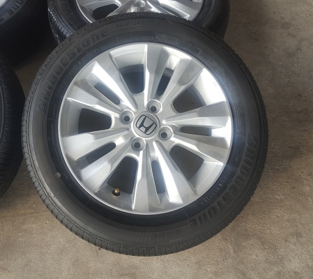 ขายล้อHONDA CITY 15 ยาง175/65/15 ปี 15  4 ล้อ