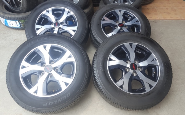 ขายล้อTOYOTA TRD VIGO 16 พร้อมยางปี16  4 ล้อ