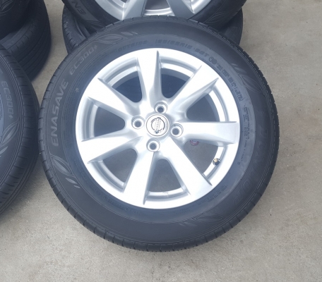 ขายล้อNISSAN ALMERA VL ยาง185/65/15 ปี 15  4 ล้อ