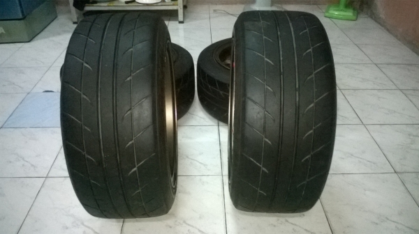 ขายแม็กTE37ขอบ15กว้าง8 et28 ติดยางhankook 195 50 15ปี13