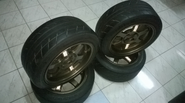 ขายแม็กTE37ขอบ15กว้าง8 et28 ติดยางhankook 195 50 15ปี13