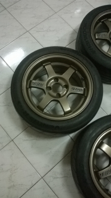 ขายแม็กTE37ขอบ15กว้าง8 et28 ติดยางhankook 195 50 15ปี13