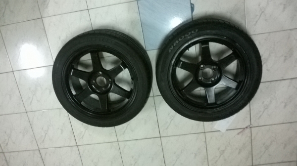 ขายแม็กTE37ขอบ16กว้าง7 et40 4รู100 จำนวน1คู่ติดยางดอกหนา roadstone 205 45 16ปี14 ขายแม็กTE37ขอบ16กว้าง7 et40 4รู100 จำนวน1คู่ติดยางดอกหนา roadstone 205 45 16ปี14