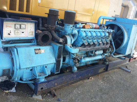 ขายเครื่องปั่นไฟ caterpilard 55 kva,  66 kva perkins turbo , mwm200 kvaนำเข้าจากฝรั่งเศส