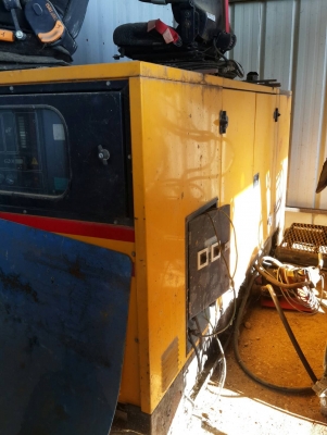 ขายเครื่องปั่นไฟ caterpilard 55 kva,  66 kva perkins turbo , mwm200 kvaนำเข้าจากฝรั่งเศส