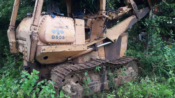 ขาย แทรคเตอร์ KOMATSU D50S-16 เครื่องดี เกียร์ดี ช่วงล่างเต็ม รถใช้งานอยู่ เอกสารใบซื้อขาย ราคาต่อรองได้ครับ ขาย แทรคเตอร์ KOMATSU D50S-16 เครื่องดี เกียร์ดี ช่วงล่างเต็ม รถใช้งานอยู่ เอกสารใบซื้อขาย ราคาต่อรองได้ครับ