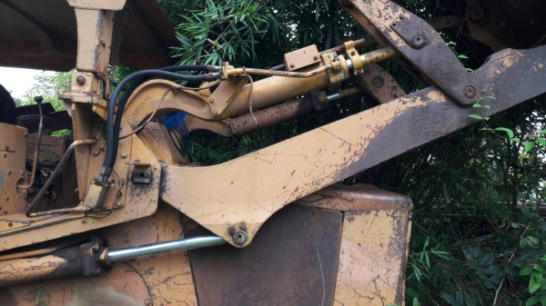 ขาย แทรคเตอร์ KOMATSU D50S-16 เครื่องดี เกียร์ดี ช่วงล่างเต็ม รถใช้งานอยู่ เอกสารใบซื้อขาย ราคาต่อรองได้ครับ ขาย แทรคเตอร์ KOMATSU D50S-16 เครื่องดี เกียร์ดี ช่วงล่างเต็ม รถใช้งานอยู่ เอกสารใบซื้อขาย ราคาต่อรองได้ครับ