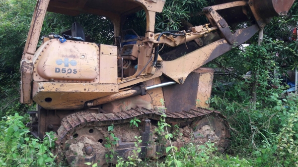 ขาย แทรคเตอร์ KOMATSU D50S-16 เครื่องดี เกียร์ดี ช่วงล่างเต็ม รถใช้งานอยู่ เอกสารใบซื้อขาย ราคาต่อรองได้ครับ ขาย แทรคเตอร์ KOMATSU D50S-16 เครื่องดี เกียร์ดี ช่วงล่างเต็ม รถใช้งานอยู่ เอกสารใบซื้อขาย ราคาต่อรองได้ครับ