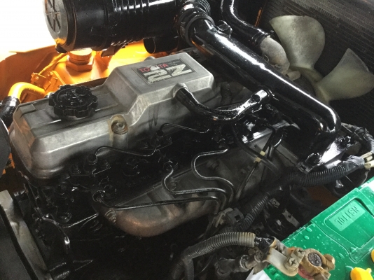 ขาย โฟรคลิฟท์ โตโยต้า รุ่น 7 ดีเซล 2 ตัน เสา 3 เมตร พร้อมใช้งานพร้อมประกัน ราคา 260000  ขายทั้งสด และ ผ่อน  มีเงินมาก  เงินน้อย. พูดคุยกั