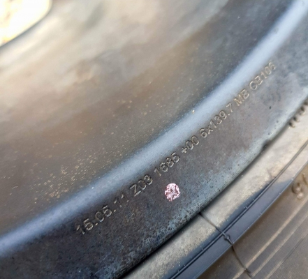 ขายล้อแท้พร้อมยาง 285/75/16 U.S.A สวยๆ