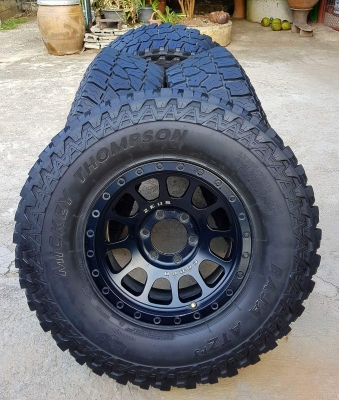 ขายล้อแท้พร้อมยาง 285/75/16 U.S.A สวยๆ