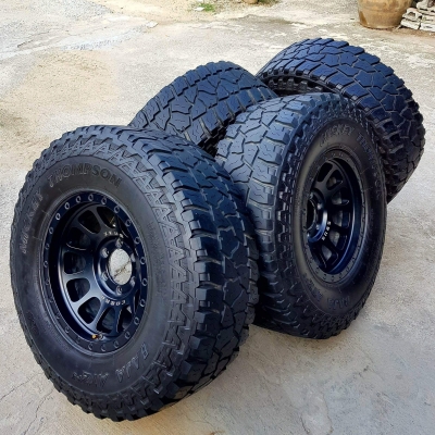 ขายล้อแท้พร้อมยาง 285/75/16 U.S.A สวยๆ