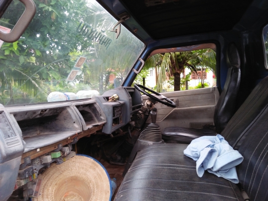 ขายอิซูซุ...NPR. 0984549988ตามสภาพ