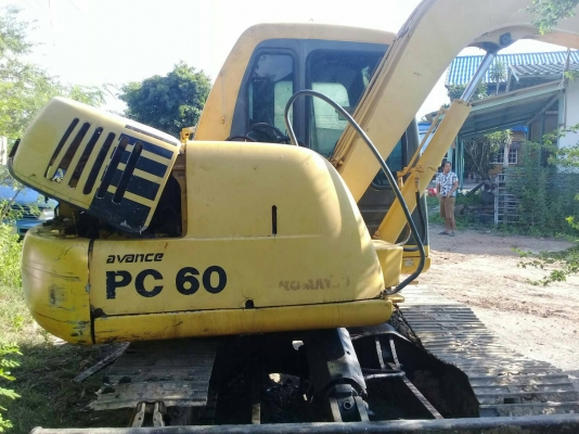 KOMATSU PC 60-7 รถใช้งานได้ปกติ เครื่องดี ปั้มดี ไม่โหลด ราคาต่อรองได้ ติดต่อ 0872976734