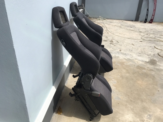 เบาะ recaro trooper หมอนตาข่าย มีขาดเล็กน้อย ตามสภาพ 8500 บาท
