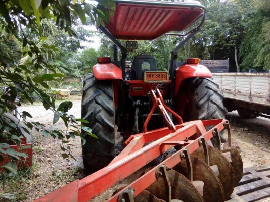 Kobota M7040 ปี57 ไมล์ 1648 ชม สภาพสวยมาก เล่มพร้อม อุปกรณ์ 2 ชิ้น ราคาต่อรองได้ ติดต่อ 0872976734