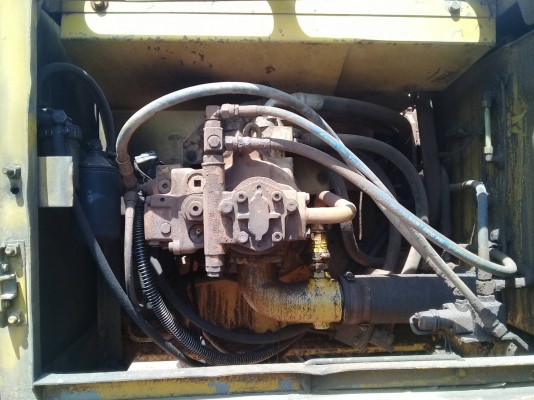 Komutsu Pc200-6  ระบบไฟครบพร้อมใช้เอกสารซื้อขาย
