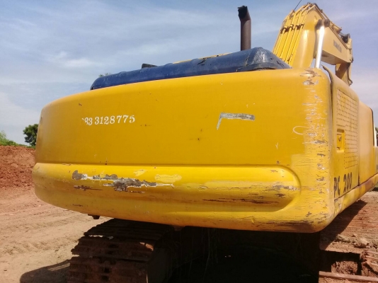 Komutsu Pc200-6  ระบบไฟครบพร้อมใช้เอกสารซื้อขาย