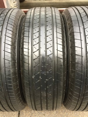 ยาง Yokohama 205 70 15 ปลายปี16 ดอกเต็ม ไม่มีปะ ใช้ยาว ราคาไม่แพง