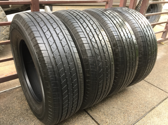 ยาง Yokohama 205 70 15 ปลายปี16 ดอกเต็ม ไม่มีปะ ใช้ยาว ราคาไม่แพง