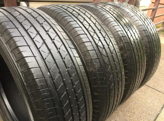 ยาง Yokohama 205 70 15 ปลายปี16 ดอกเต็ม ไม่มีปะ ใช้ยาว ราคาไม่แพง