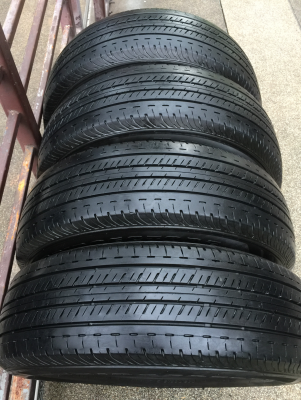 ยาง Bridgestone 205 70 15 ปลายปี16 ดอกเต็ม ไม่มีปะ ใช้ยาว ราคาไม่แพง