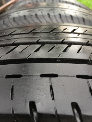 ยาง Bridgestone 205 70 15 ปลายปี16 ดอกเต็ม ไม่มีปะ ใช้ยาว ราคาไม่แพง