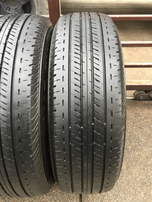 ยาง Bridgestone 205 70 15 ปลายปี16 ดอกเต็ม ไม่มีปะ ใช้ยาว ราคาไม่แพง