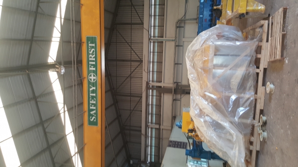 ขายเสาเฮชบีม300&times;300ยาว5เมตรมี13ต้นรันเวย์ตัวเครนไม่มีโลละ18บาท