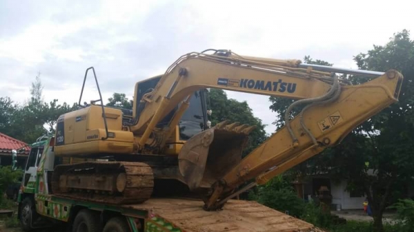 ขาย 1,250,000 บาท KOMATSU PC120-8 ทำงาน 8,000 ชม. เครื่องดี ปั้มแรง โช่หนา เอวแน่น ไฟฟ้าครบ แอร์เย็น เอกสารแจ้งจำหน่าย รถอยู่ จ.ราชบุรี โทร&ไอดีไลน์ 0610710295 ขาย 1,250,000 บาท KOMATSU PC120-8 ทำงาน 8,000 ชม. เครื่องดี ปั้มแรง โช่หนา เอวแน่น ไฟฟ้าครบ แอร์เย็น เอกสารแจ้งจำหน่าย รถอยู่ จ.ราชบุรี โทร&ไอดีไลน์ 0610710295