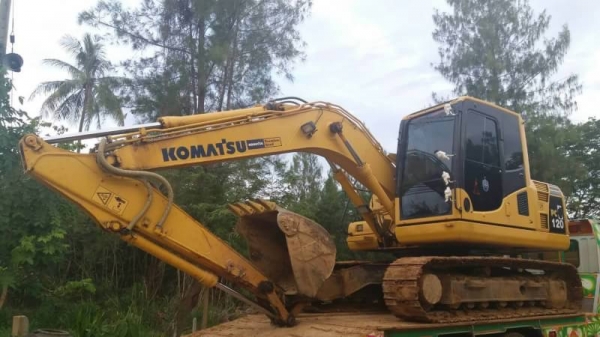 ขาย 1,250,000 บาท KOMATSU PC120-8 ทำงาน 8,000 ชม. เครื่องดี ปั้มแรง โช่หนา เอวแน่น ไฟฟ้าครบ แอร์เย็น เอกสารแจ้งจำหน่าย รถอยู่ จ.ราชบุรี โทร&ไอดีไลน์ 0610710295 ขาย 1,250,000 บาท KOMATSU PC120-8 ทำงาน 8,000 ชม. เครื่องดี ปั้มแรง โช่หนา เอวแน่น ไฟฟ้าครบ แอร์เย็น เอกสารแจ้งจำหน่าย รถอยู่ จ.ราชบุรี โทร&ไอดีไลน์ 0610710295