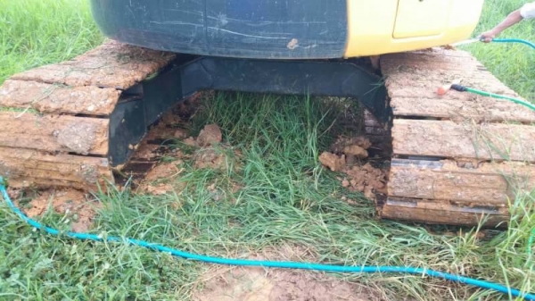 ขาย 780,000 บาท KOMATSU PC78US-8 ทำงาน 4,000 ชม. เครื่องดี ปั้มแรง โช่หนา เอวแน่น ไฟฟ้าครบ แอร์เย็น เอกสารแจ้งจำหน่าย รถอยู่ จ.ราชบุรี โทร&ไอดีไลน์ 0610710295 ขาย 780,000 บาท KOMATSU PC78US-8 ทำงาน 4,000 ชม. เครื่องดี ปั้มแรง โช่หนา เอวแน่น ไฟฟ้าครบ แอร์เย็น เอกสารแจ้งจำหน่าย รถอยู่ จ.ราชบุรี โทร&ไอดีไลน์ 0610710295